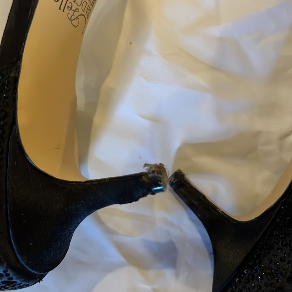 Badgeley Mischka kitten heels - Picture 3 of 4